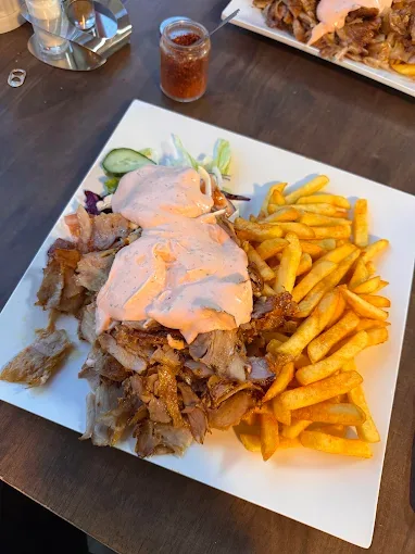 Aufnahme aus dem Betrieb B8 Kebab Grill