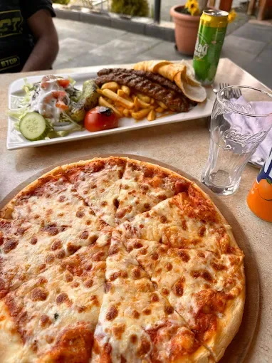 Aufnahme aus dem Betrieb B8 Kebab Grill